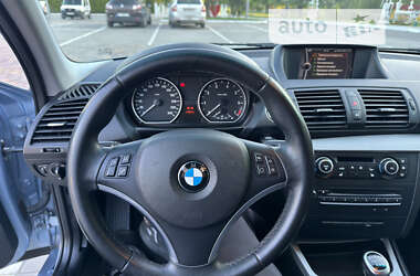 Хэтчбек BMW 1 Series 2010 в Луцке