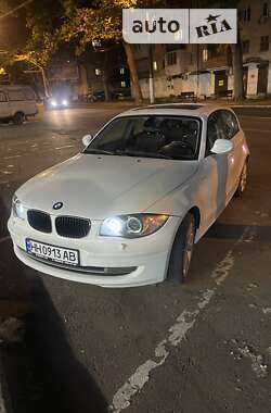 Хэтчбек BMW 1 Series 2011 в Одессе