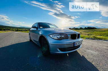 Хэтчбек BMW 1 Series 2009 в Львове