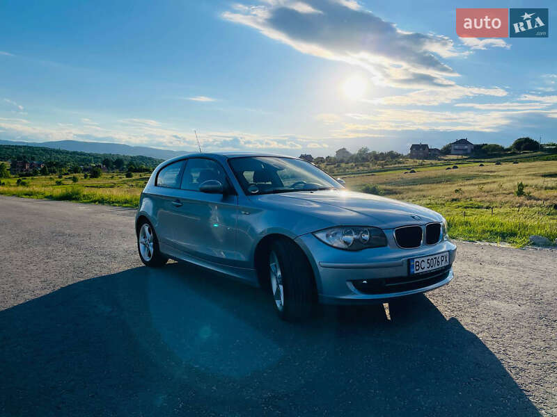 Хетчбек BMW 1 Series 2009 в Дрогобичі фото 4 Хетчбек BMW 1 Series 2009 в Дрогобичі