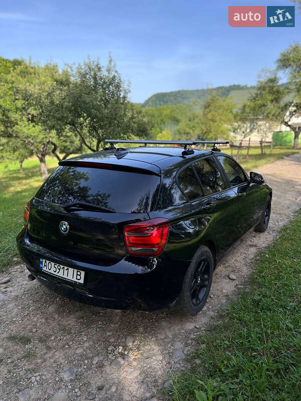 Хэтчбек BMW 1 Series 2014 в Тячеве