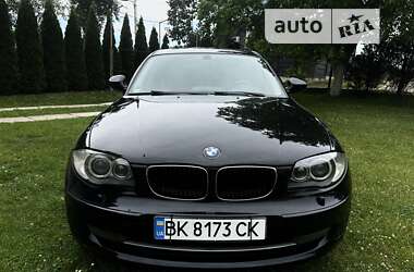 Хэтчбек BMW 1 Series 2010 в Львове