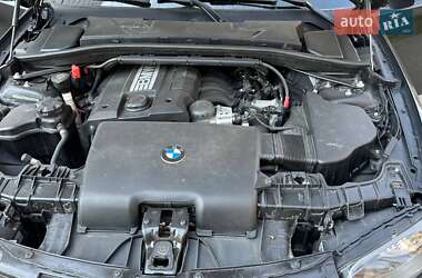 Хэтчбек BMW 1 Series 2009 в 