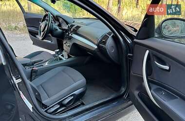Хэтчбек BMW 1 Series 2009 в 