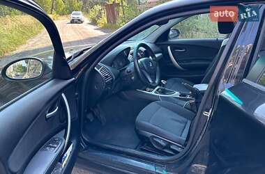 Хэтчбек BMW 1 Series 2009 в 