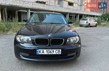 Хэтчбек BMW 1 Series 2009 в 