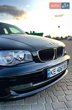 Хэтчбек BMW 1 Series 2011 в Новомосковске