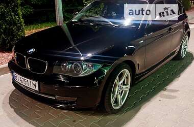 Хэтчбек BMW 1 Series 2010 в Кременчуге