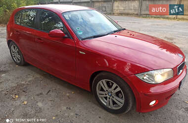 Хэтчбек BMW 1 Series 2006 в Чернигове