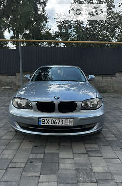 Хэтчбек BMW 1 Series 2010 в Ровно