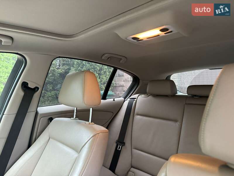 Хэтчбек BMW 1 Series 2007 в Луцке фото 35 Хэтчбек BMW 1 Series 2007 в Луцке