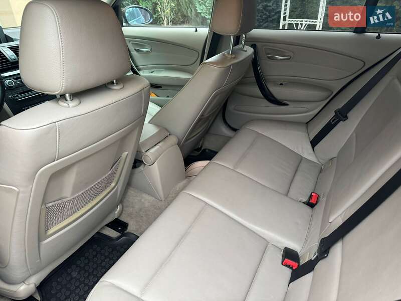 Хэтчбек BMW 1 Series 2007 в Луцке фото 37 Хэтчбек BMW 1 Series 2007 в Луцке