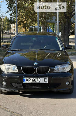 Хэтчбек BMW 1 Series 2006 в Запорожье