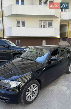 Хетчбек BMW 1 Series 2009 в Стрию