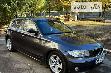 Хэтчбек BMW 1 Series 2005 в Кривом Роге