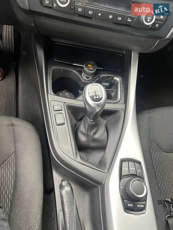 Хэтчбек BMW 1 Series 2012 в Болехове