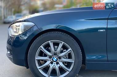 Хэтчбек BMW 1 Series 2011 в Виннице