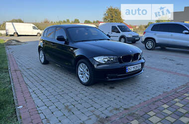 Хетчбек BMW 1 Series 2010 в Снятині