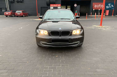 Хетчбек BMW 1 Series 2008 в Києві