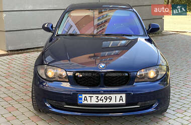 Хэтчбек BMW 1 Series 2010 в Ивано-Франковске