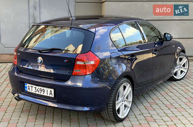 Хэтчбек BMW 1 Series 2010 в Ивано-Франковске