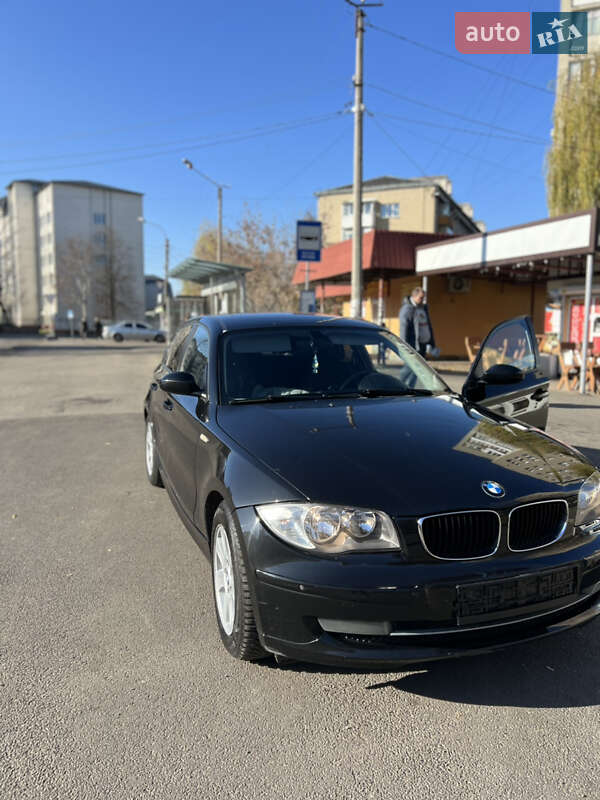 Хетчбек BMW 1 Series 2008 в Івано-Франківську