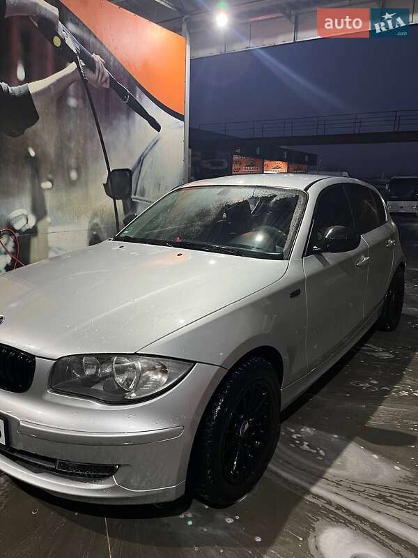 Хэтчбек BMW 1 Series 2009 в Белой Церкви фото 28 Хэтчбек BMW 1 Series 2009 в Белой Церкви
