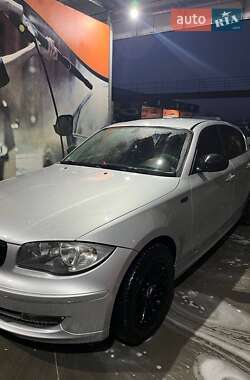 Хэтчбек BMW 1 Series 2009 в Белой Церкви