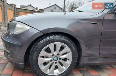 Хэтчбек BMW 1 Series 2008 в Ивано-Франковске