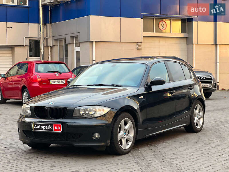 Хэтчбек BMW 1 Series 2006 в Одессе