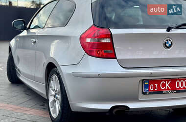 Хетчбек BMW 1 Series 2010 в Дрогобичі