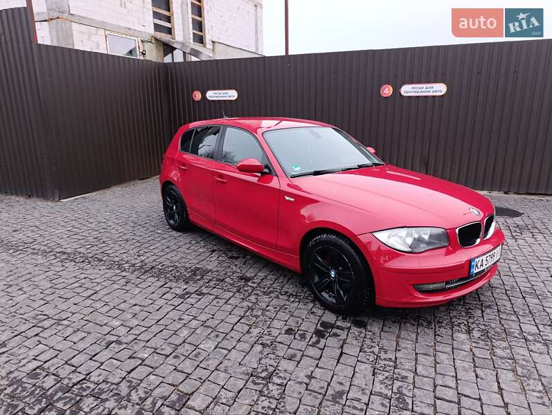 Хэтчбек BMW 1 Series 2008 в Софиевской Борщаговке фото 2 Хэтчбек BMW 1 Series 2008 в Софиевской Борщаговке