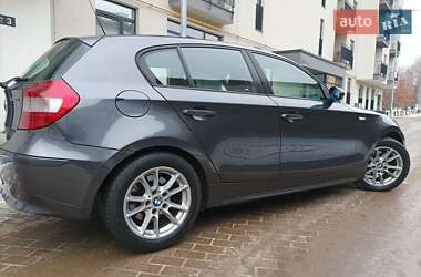 Хэтчбек BMW 1 Series 2005 в Львове