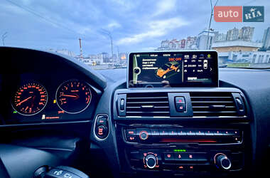 Хэтчбек BMW 1 Series 2012 в 