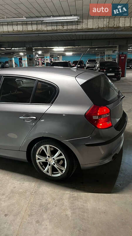 Хэтчбек BMW 1 Series 2011 в Львове