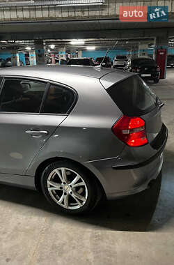 Хэтчбек BMW 1 Series 2011 в Львове