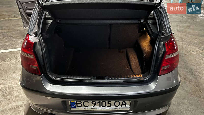 Хэтчбек BMW 1 Series 2011 в Львове