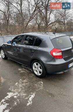 Хэтчбек BMW 1 Series 2005 в 