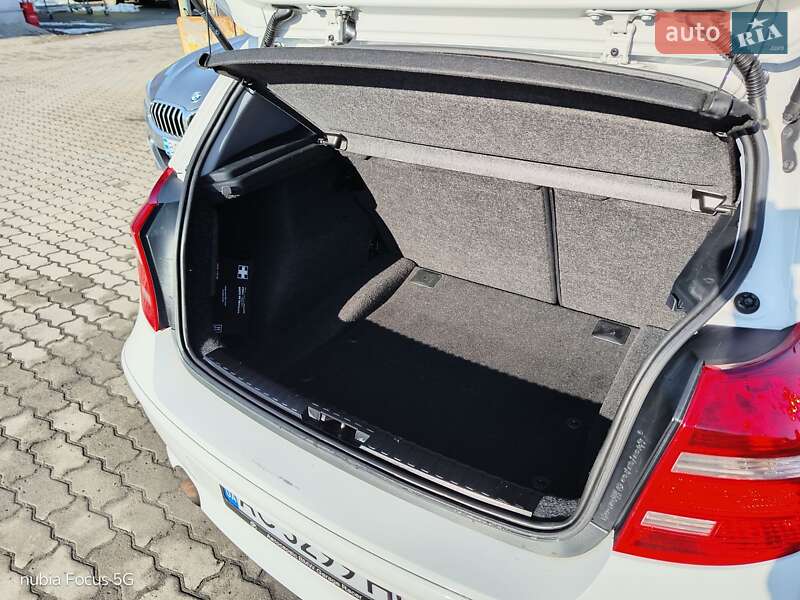 Хетчбек BMW 1 Series 2009 в Львові