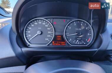 Хетчбек BMW 1 Series 2009 в 