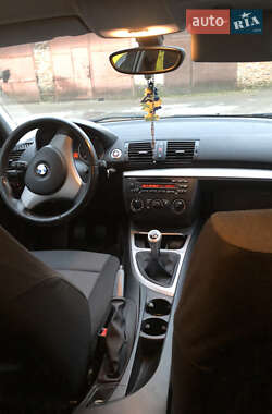 Хетчбек BMW 1 Series 2006 в Луцьку