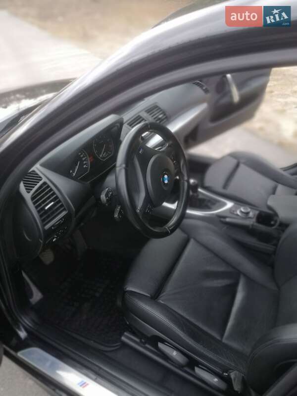 Хэтчбек BMW 1 Series 2009 в Буче