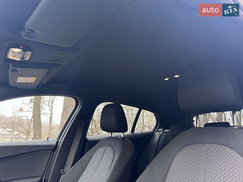 Хетчбек BMW 1 Series 2021 в Києві фото 18 Хетчбек BMW 1 Series 2021 в Києві