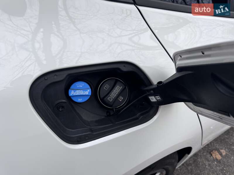 Хетчбек BMW 1 Series 2021 в Києві фото 22 Хетчбек BMW 1 Series 2021 в Києві