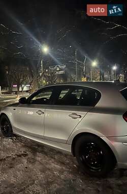 Хэтчбек BMW 1 Series 2009 в Белой Церкви