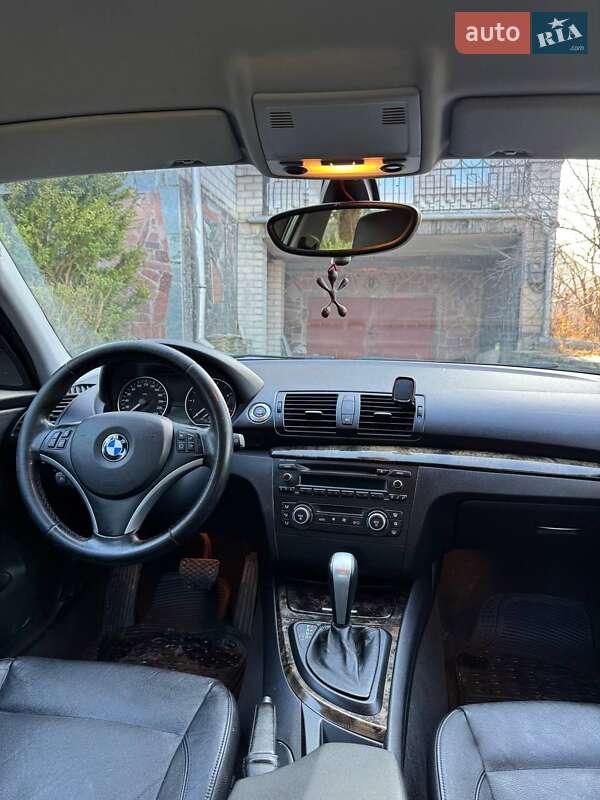 Хетчбек BMW 1 Series 2007 в Житомирі