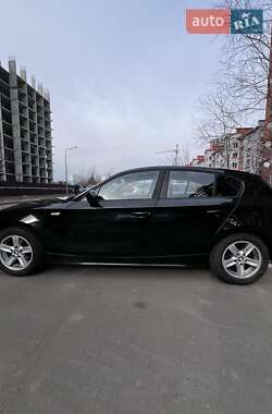 Хэтчбек BMW 1 Series 2005 в Киеве