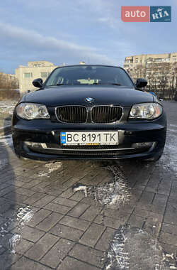 Хэтчбек BMW 1 Series 2010 в 