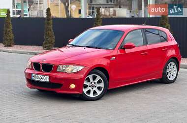 Хэтчбек BMW 1 Series 2005 в 