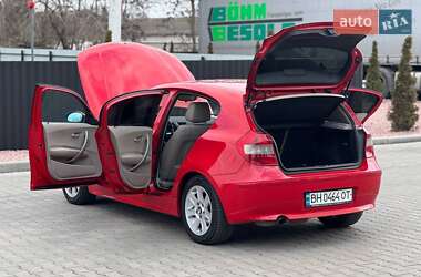 Хэтчбек BMW 1 Series 2005 в 